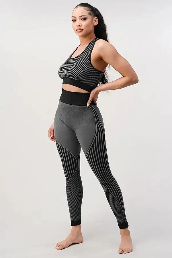 2 Piece Outfits for Women's - Seamless Ribbed Yoga Outfits Sports Bra...